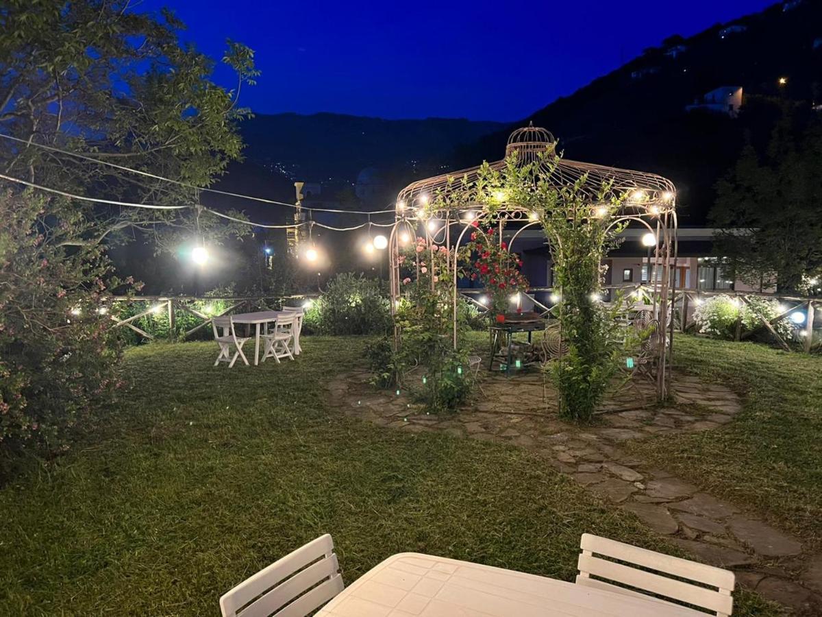 Apartamento Casale Le Noci Vico Equense Exterior foto