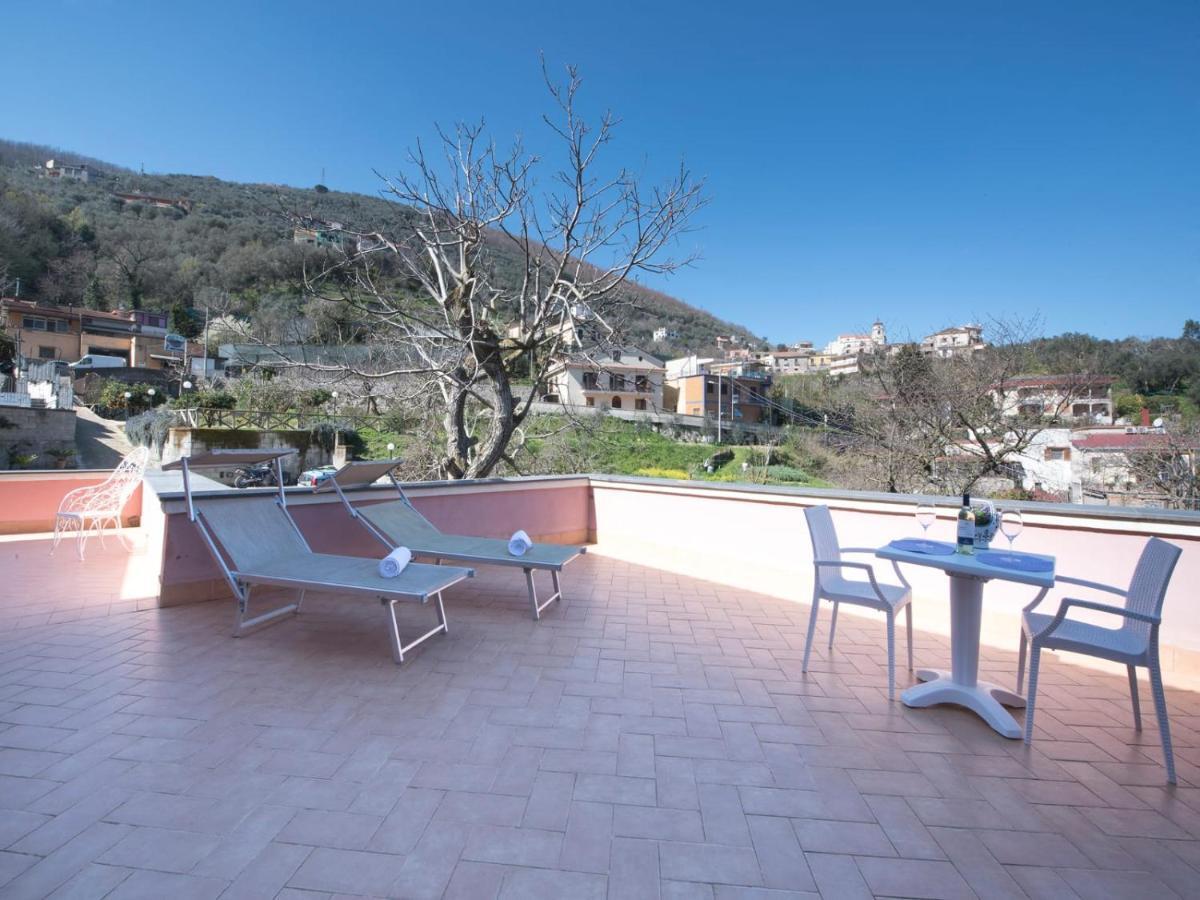 Apartamento Casale Le Noci Vico Equense Exterior foto