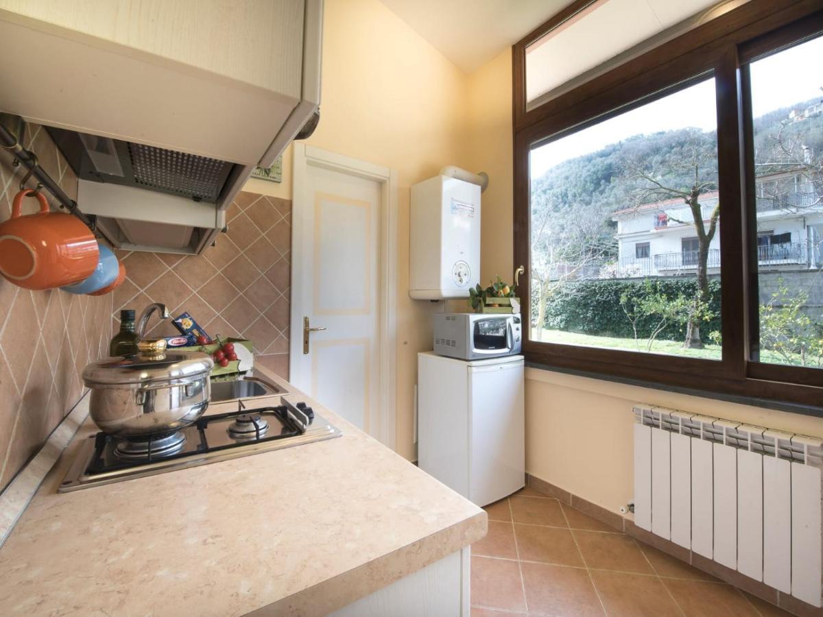 Apartamento Casale Le Noci Vico Equense Exterior foto